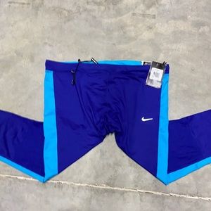NWT Nike Capri.